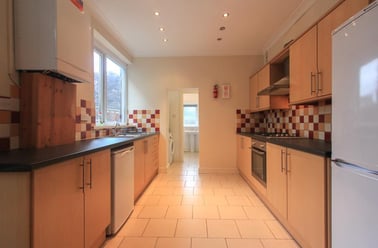 Gelligaer Street, Cathays, Cardiff - Image 3